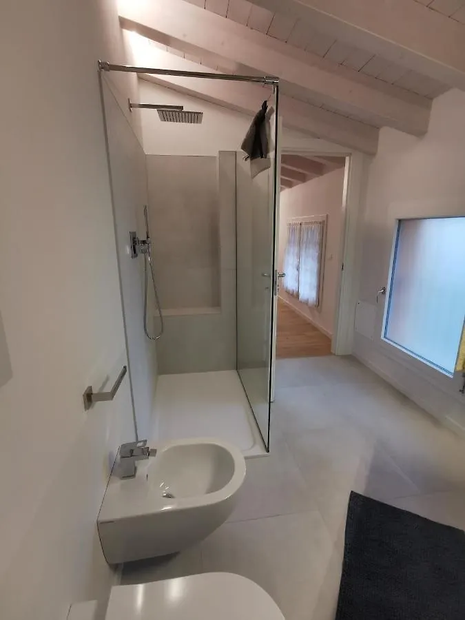 The Orange Flat Apartment Bussolengo Italy