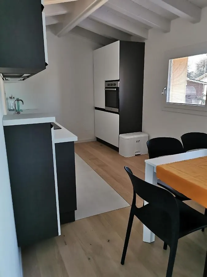 The Orange Flat Apartment Bussolengo